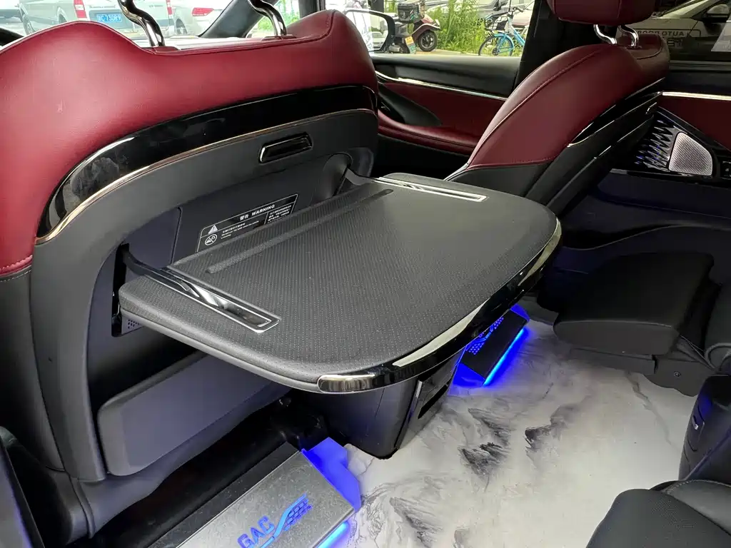 GAC Motor Trumpchi M8 — фото 26