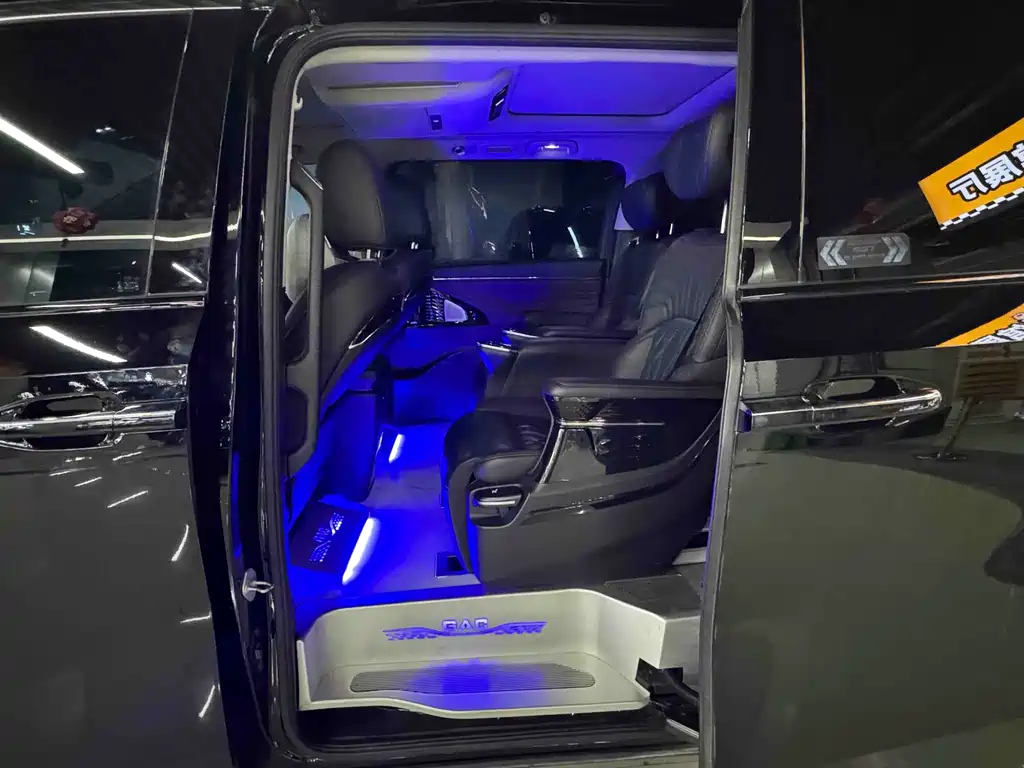 GAC Motor Trumpchi M8 — фото 11