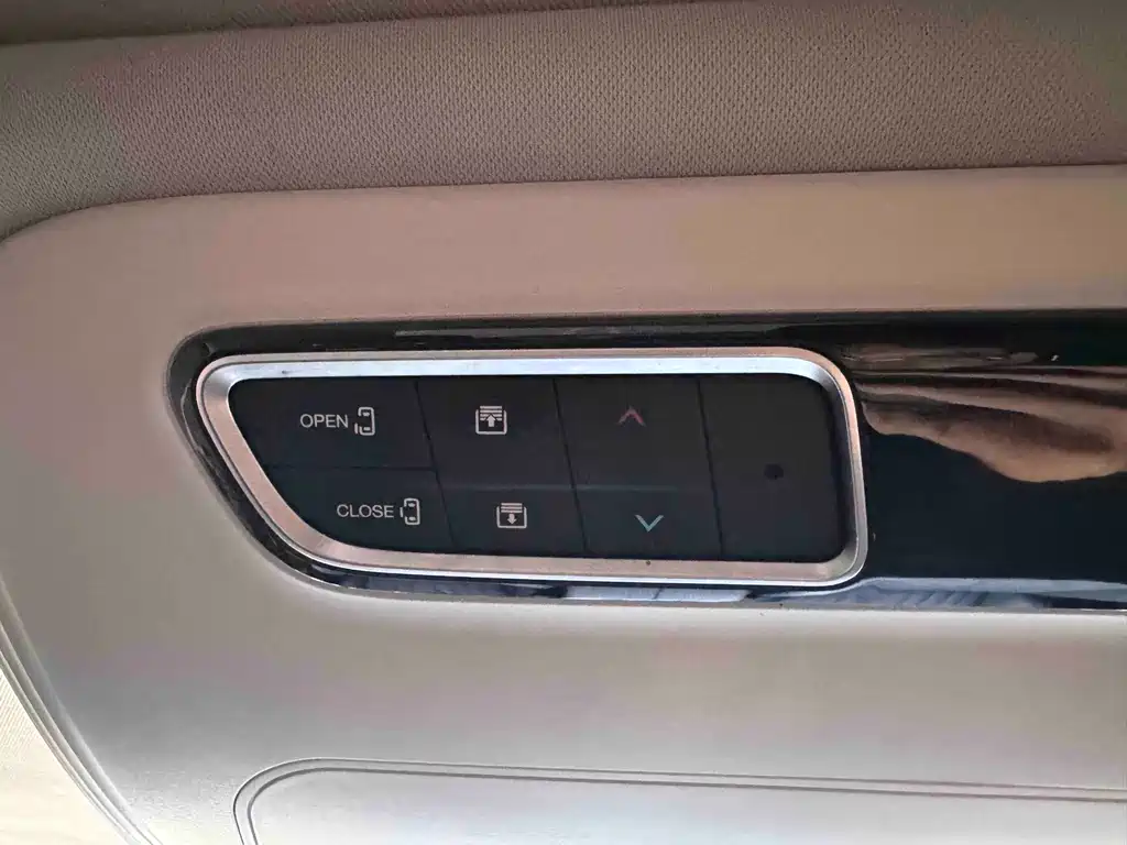 GAC Motor Trumpchi M8 — фото 17