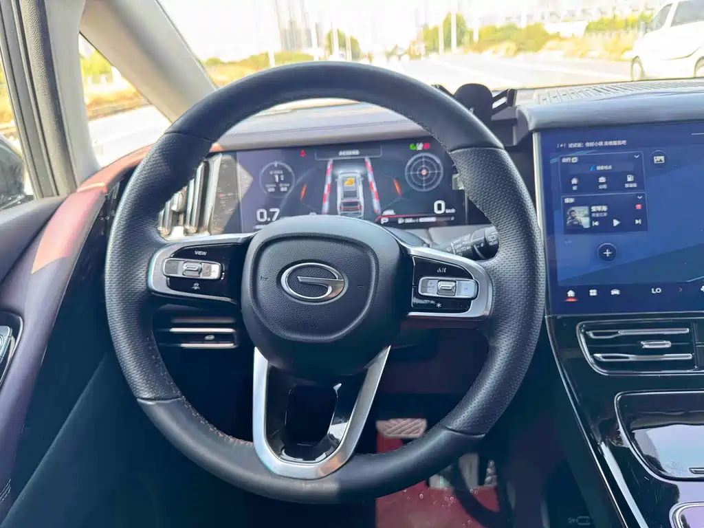 GAC Motor Trumpchi M8 — фото 25