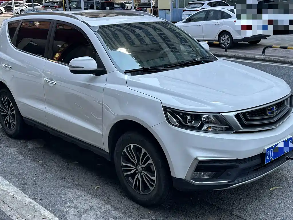Geely Vision X6 — фото 5