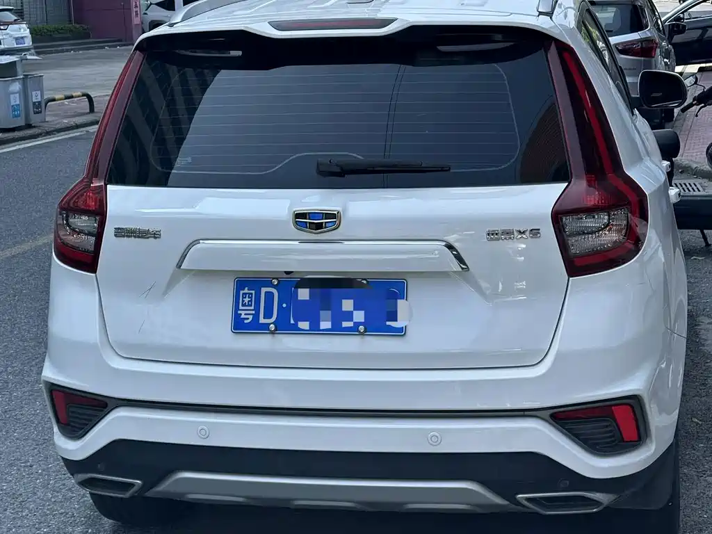 Geely Vision X6 — фото 6