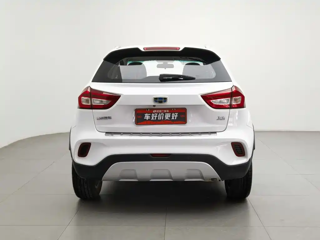 Geely Vision X3 — фото 4
