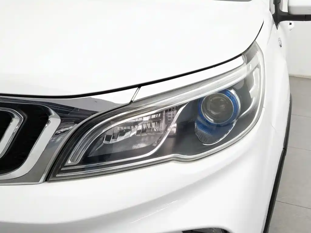 Geely Vision X3 — фото 7