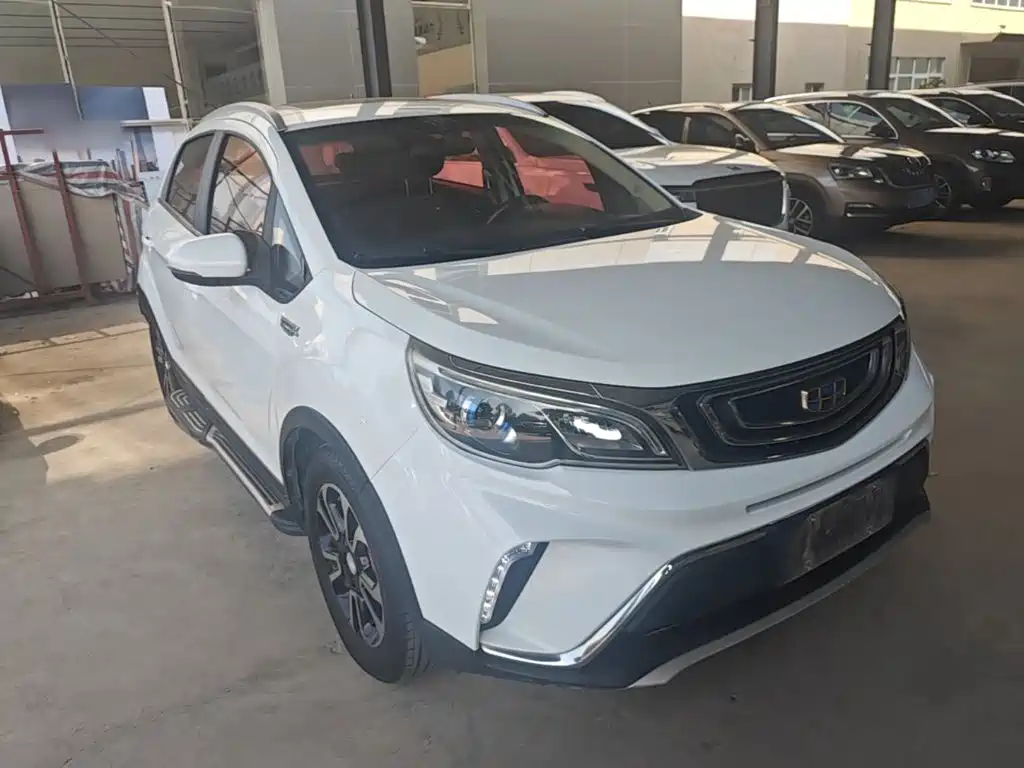 Geely Vision X3 — фото 3