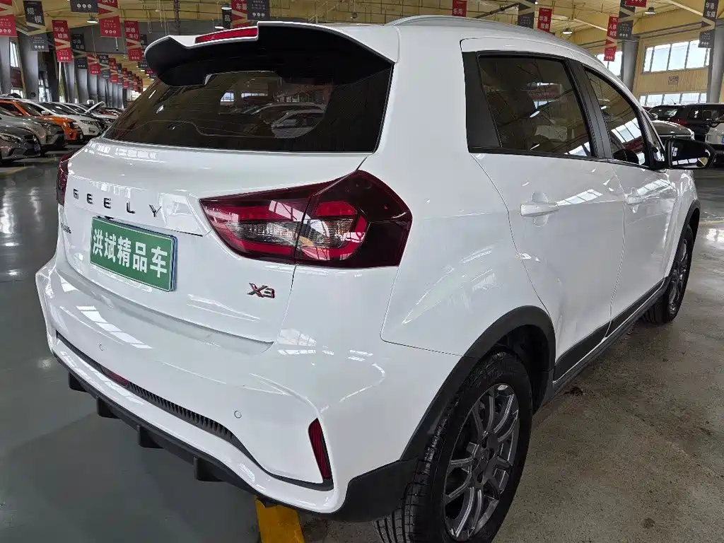 Geely Vision X3 — фото 13