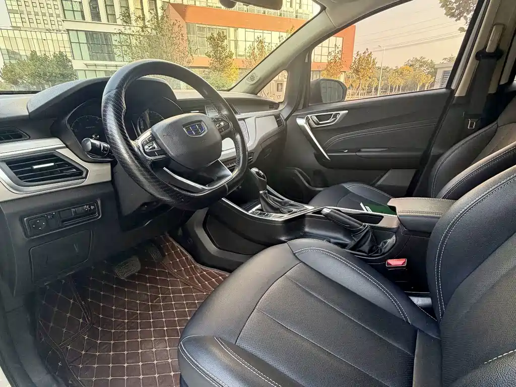 Geely Vision X3 — фото 4