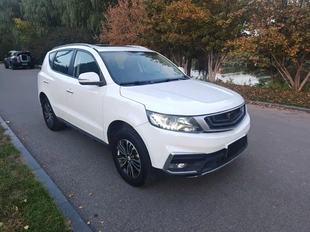 Geely Vision X6 — фото 3