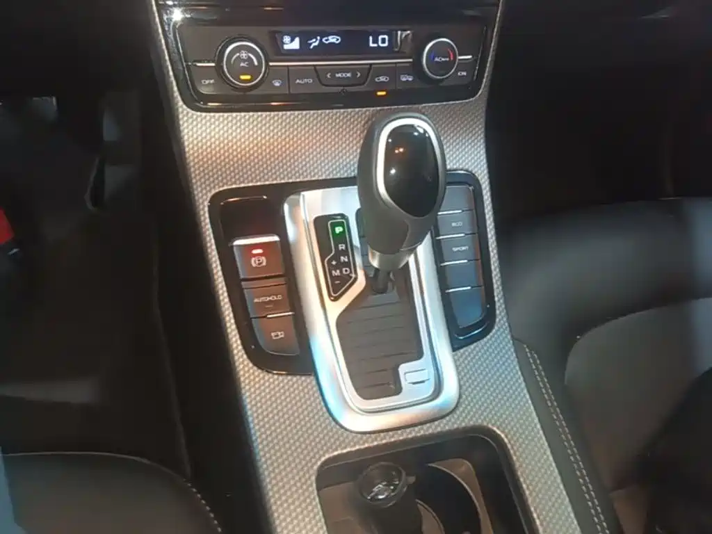 Geely Emgrand GS — фото 13