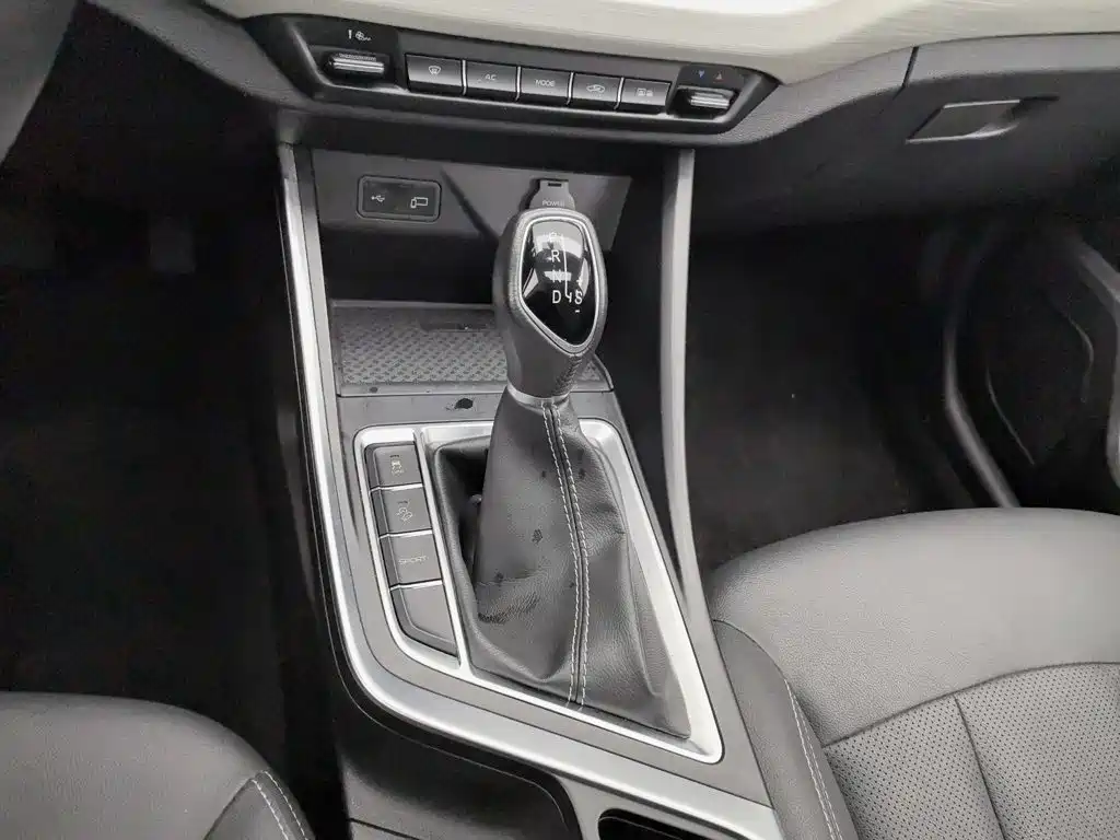 Geely Vision X3 — фото 13