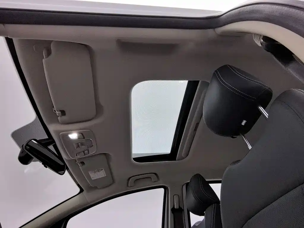 Geely Vision X3 — фото 14