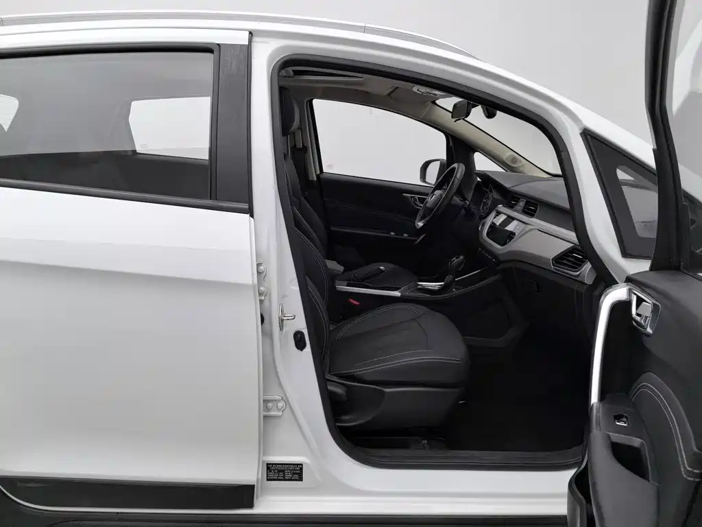 Geely Vision X3 — фото 23