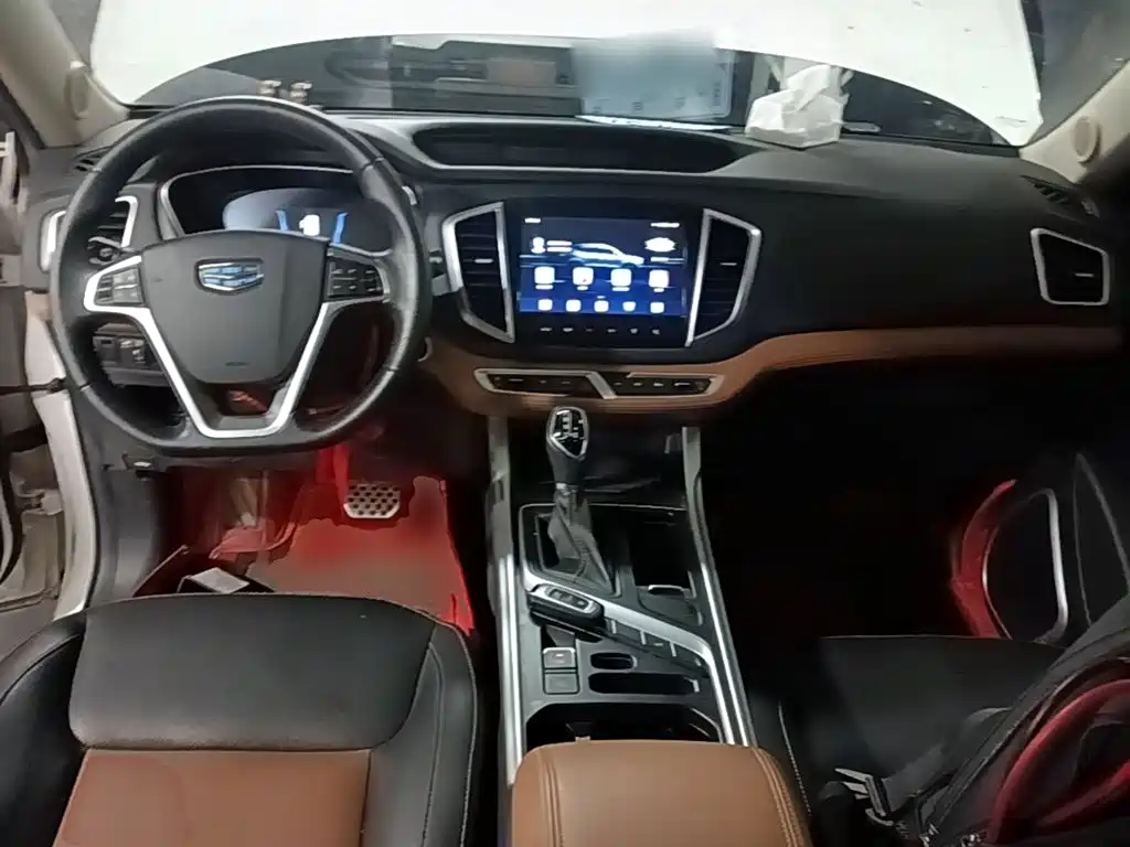 Geely Vision X6 — фото 9
