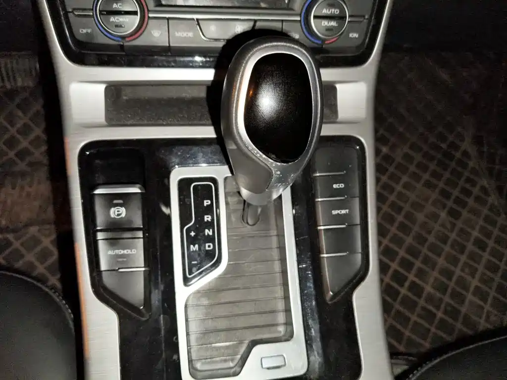 Geely Emgrand GS — фото 16