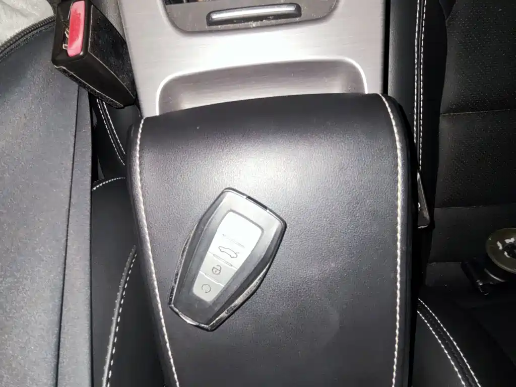 Geely Emgrand GS — фото 10