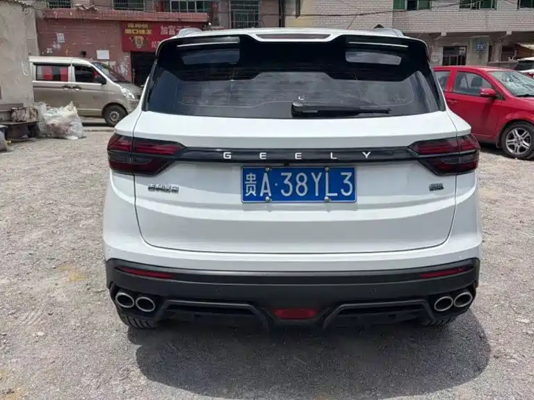 Geely Binyue — фото 14