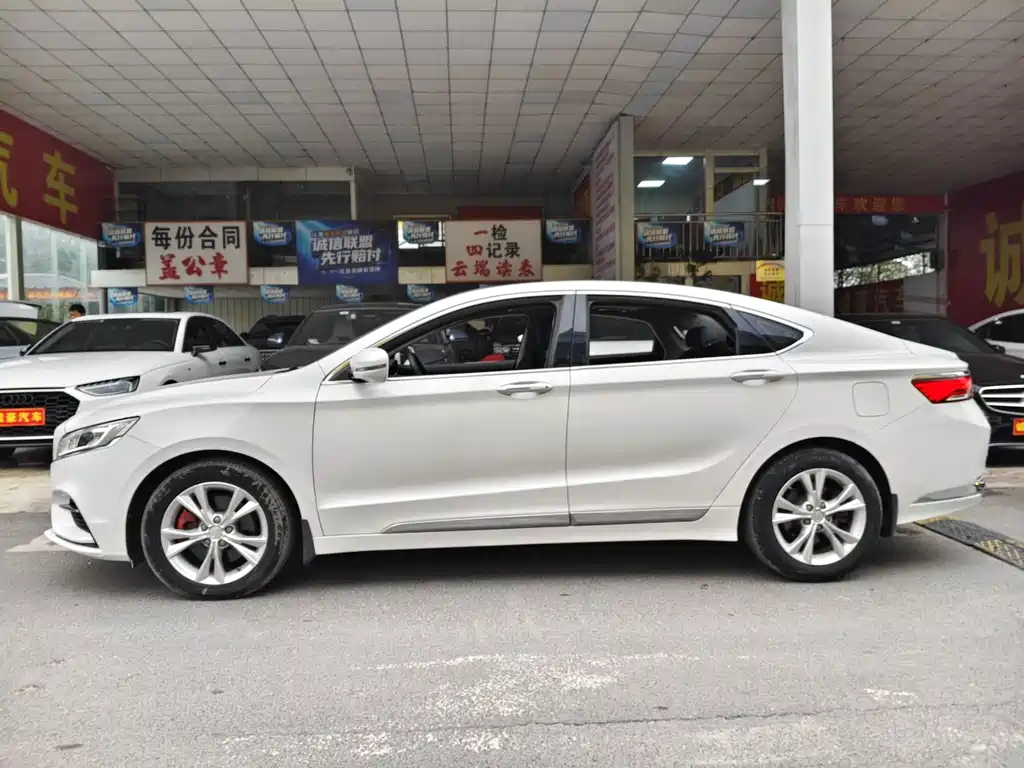 Geely Borui — фото 10