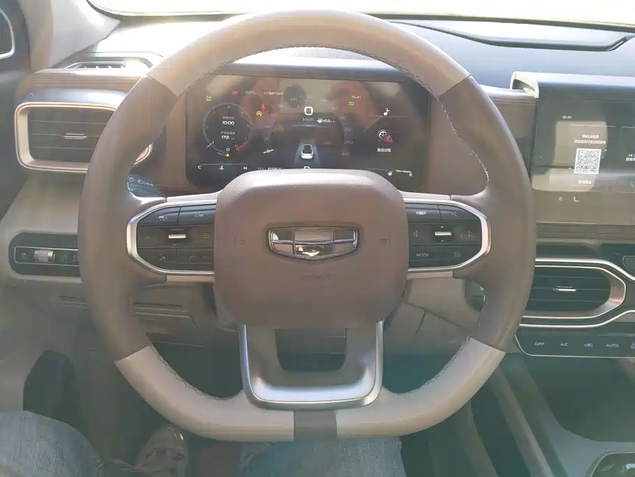 Geely Icon — фото 15