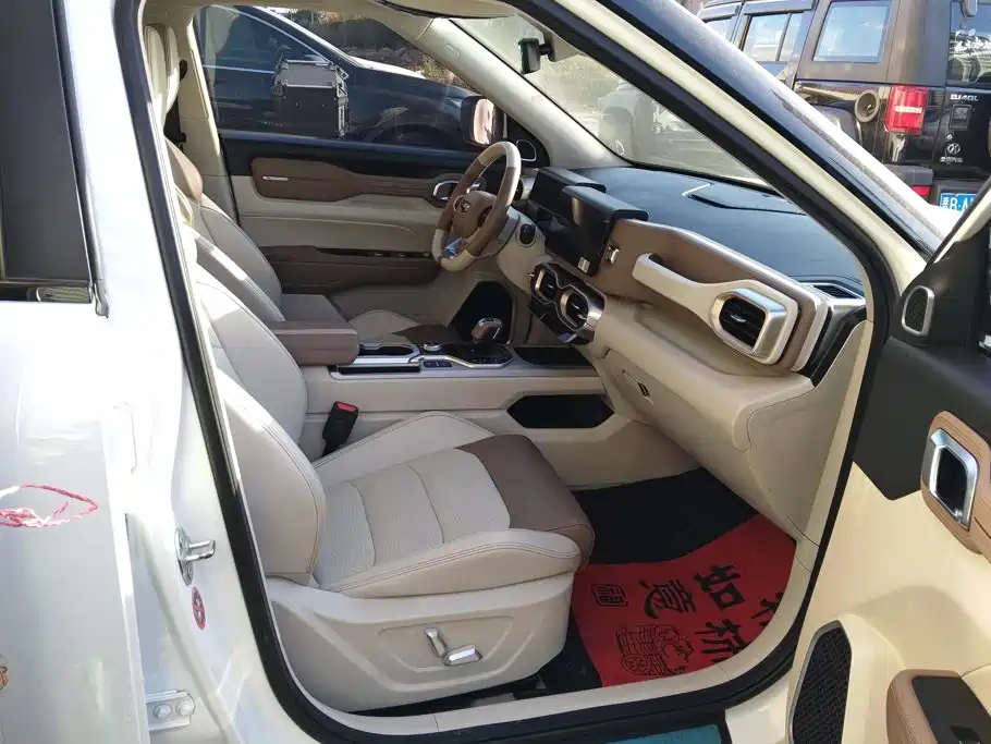 Geely Icon — фото 8