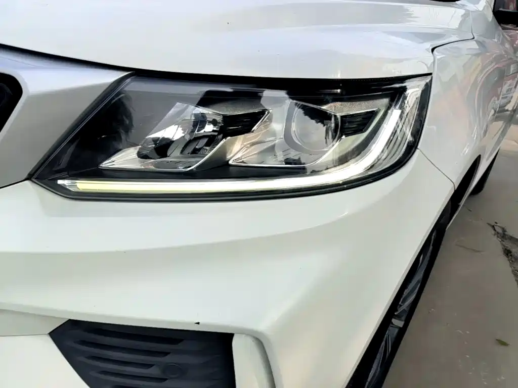 Geely Vision X6 — фото 23