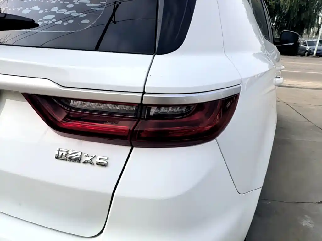 Geely Vision X6 — фото 7