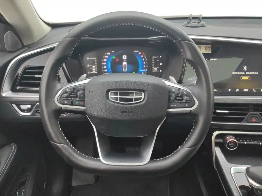 Geely Xingyue — фото 15