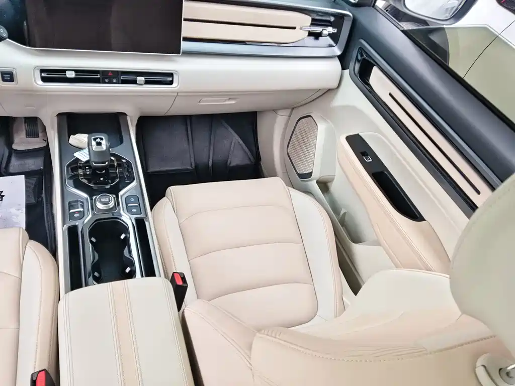 Geely Icon — фото 7
