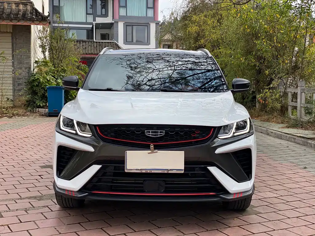 Geely Binyue — фото 10