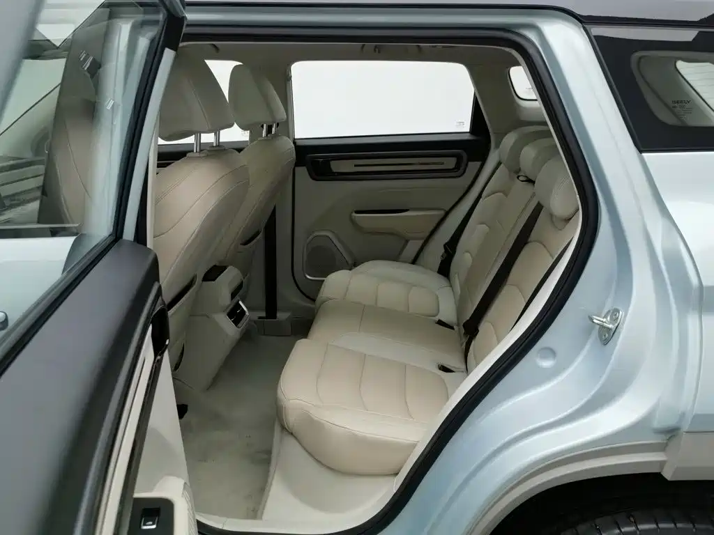 Geely Icon — фото 15