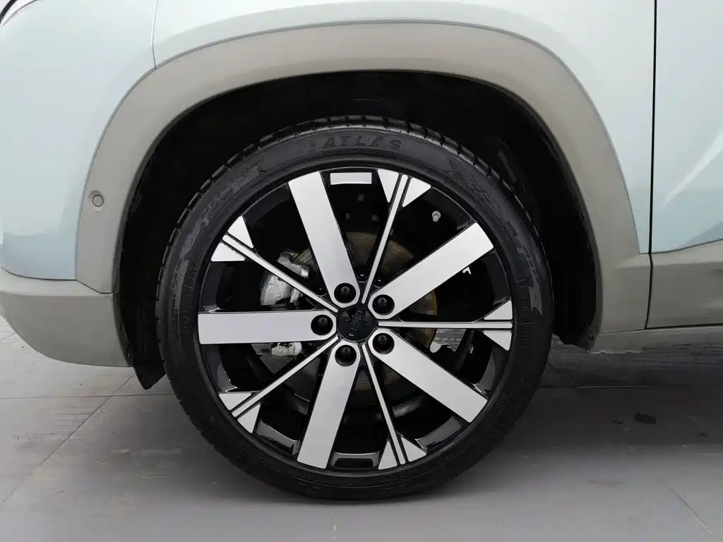 Geely Icon — фото 17