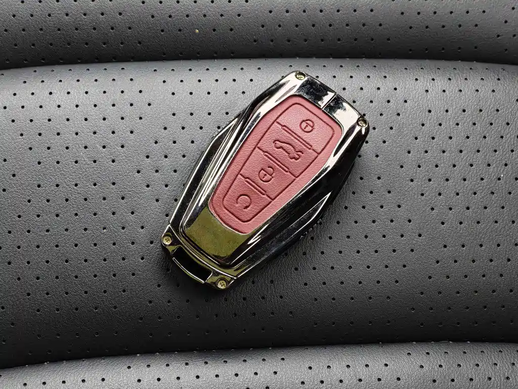 Geely Icon — фото 19