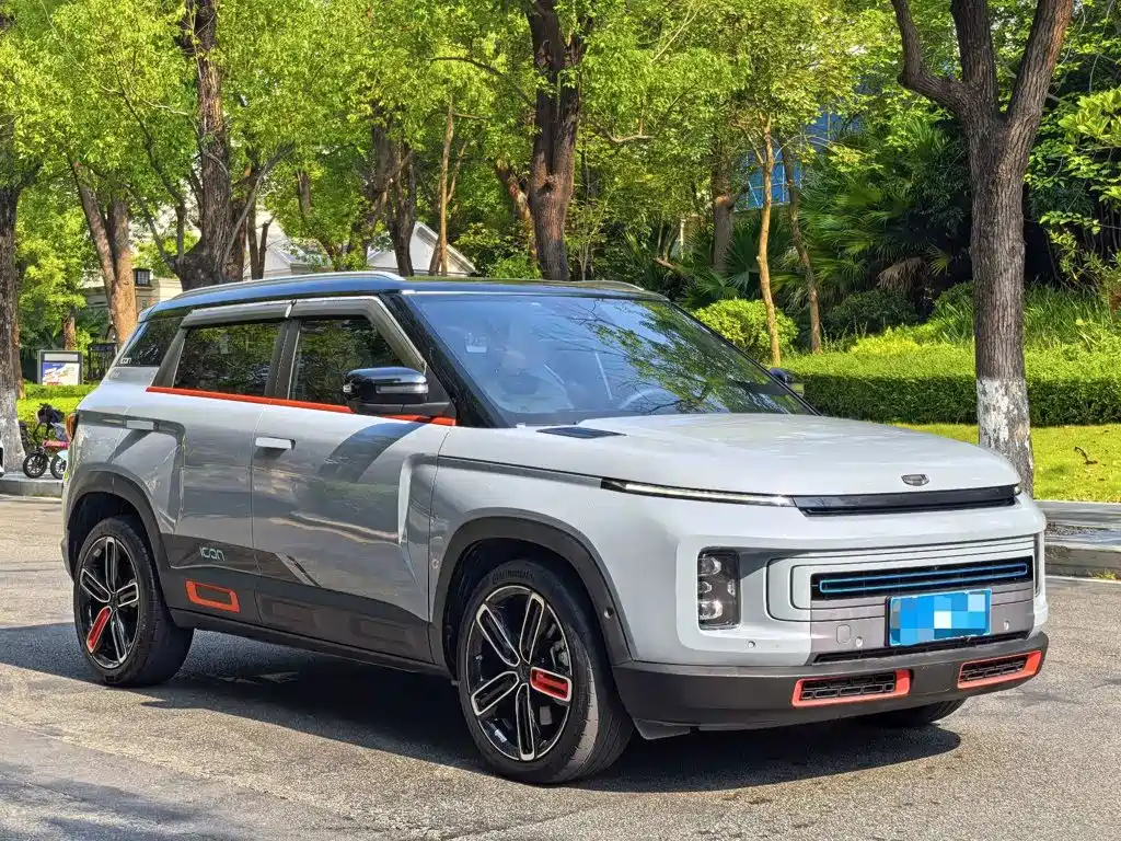 Geely Icon — фото 6
