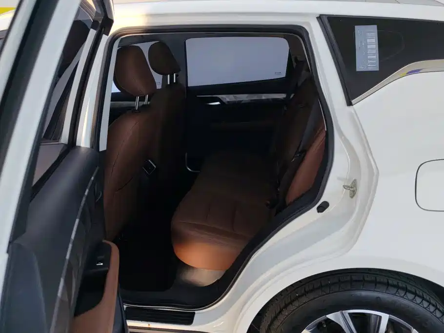 Geely Vision X6 — фото 11