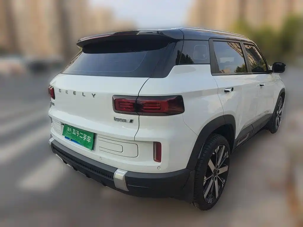 Geely Icon — фото 4