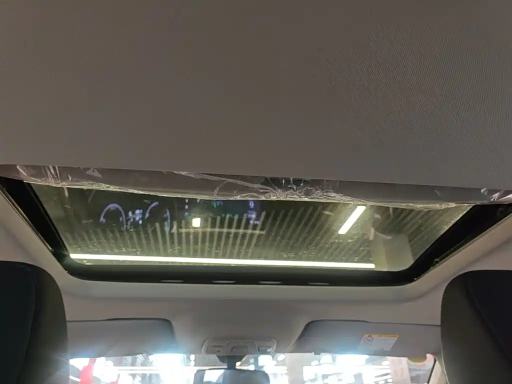 Geely Binyue — фото 17