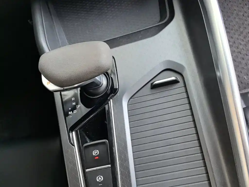 Geely Xingrui — фото 13