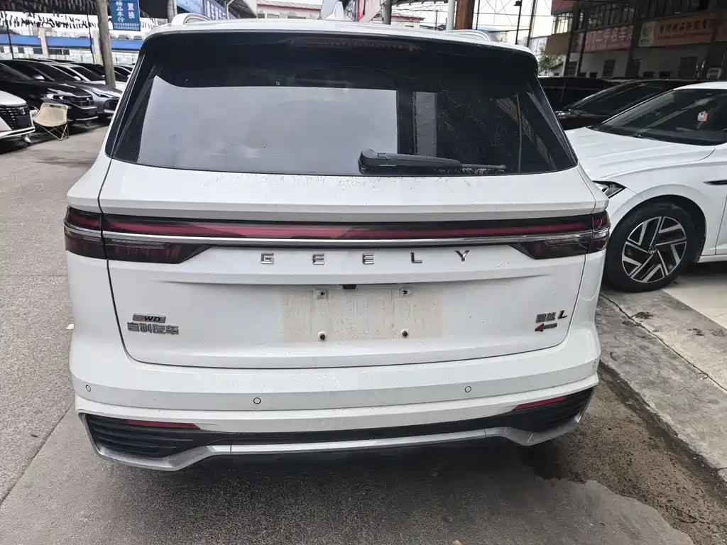 Geely Xingyue L — фото 14