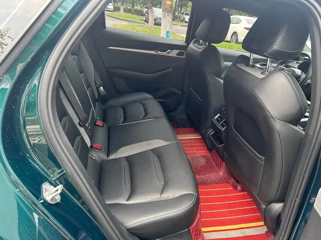 Geely Preface — фото 10