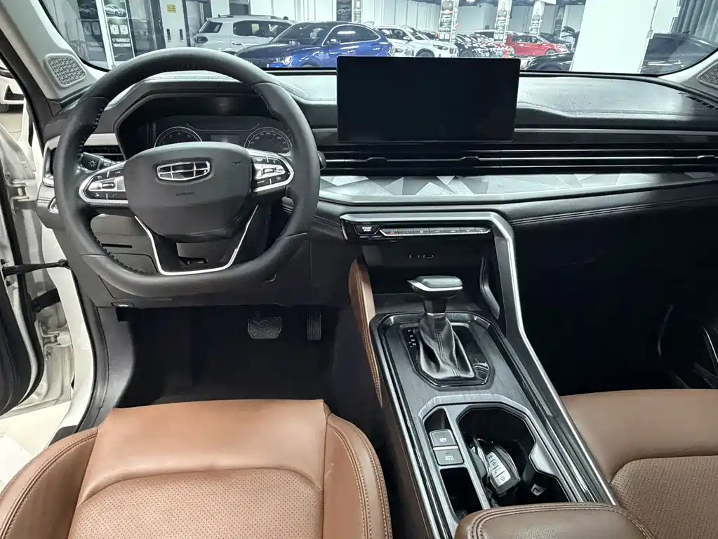 Geely Vision X6 — фото 6