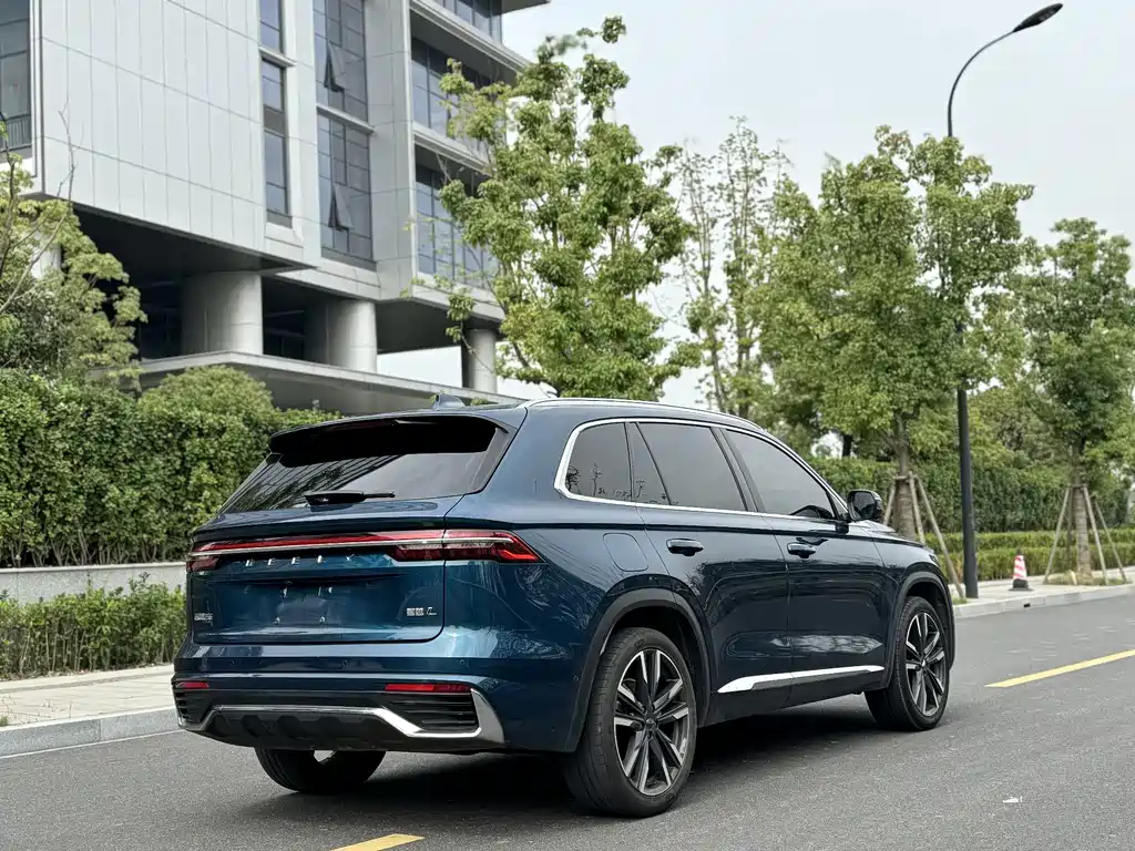 Geely Xingyue L — фото 13