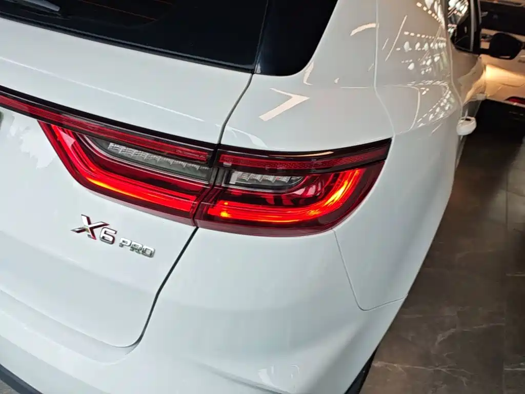 Geely Vision X6 — фото 7