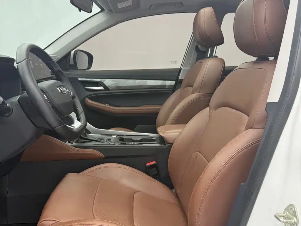 Geely Vision X6 — фото 10