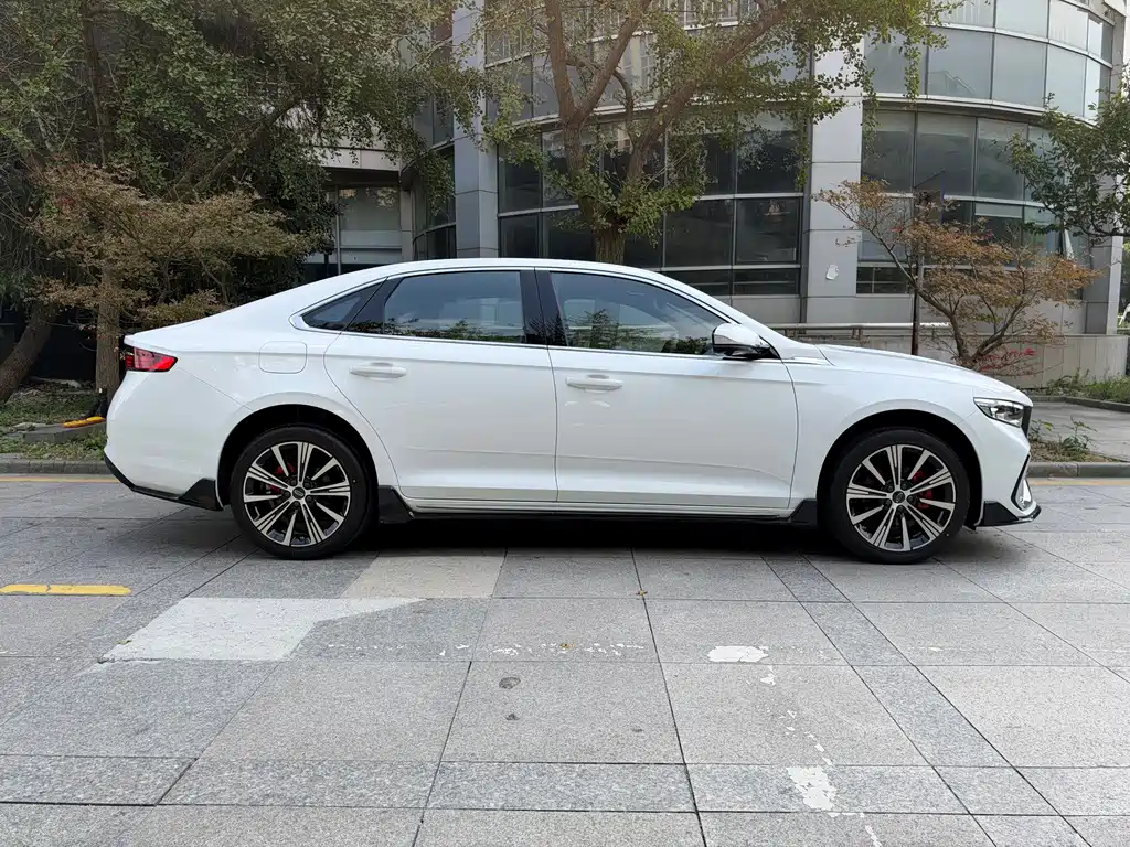 Geely Xingrui — фото 11