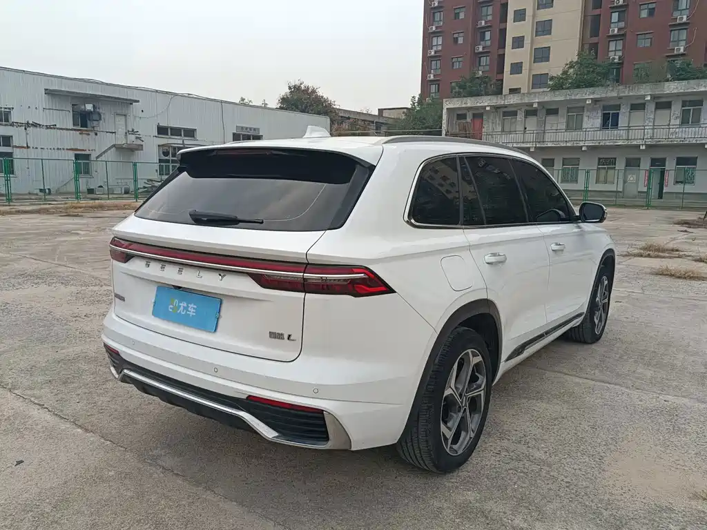 Geely Xingyue L — фото 14