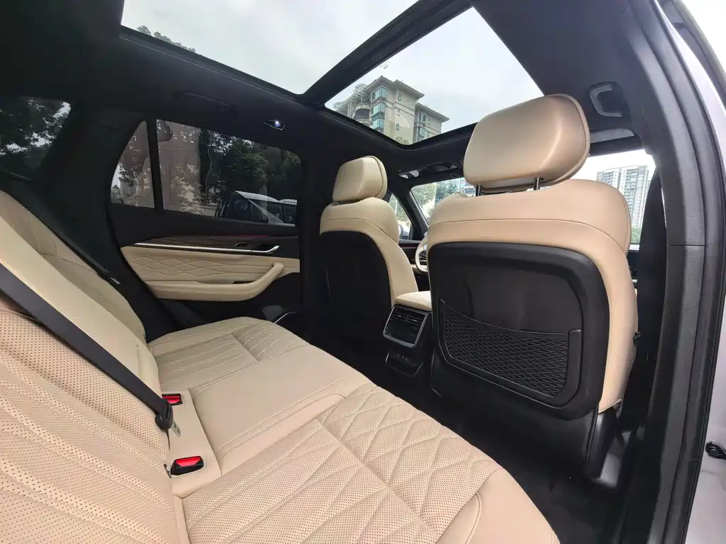 Geely Xingyue L — фото 11