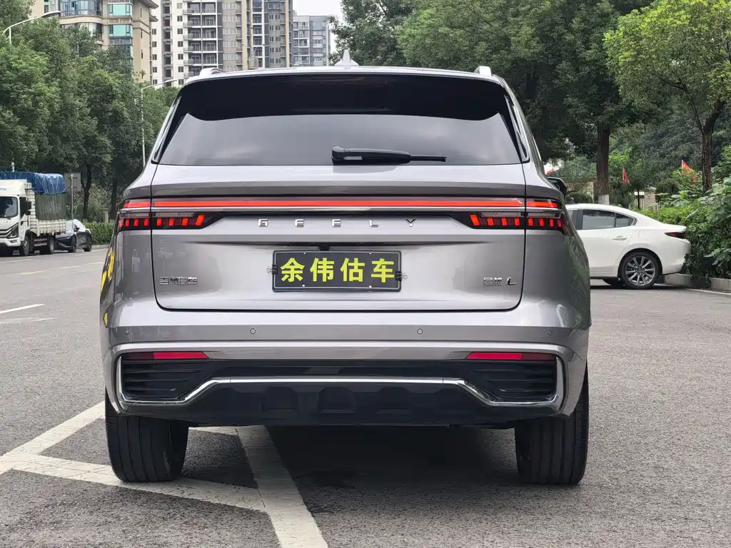 Geely Xingyue L — фото 17