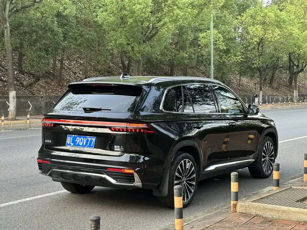 Geely Xingyue L — фото 28