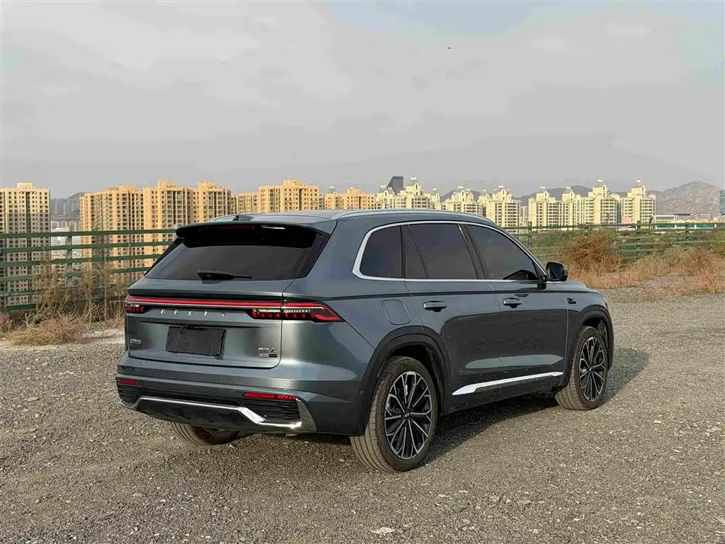 Geely Xingyue L — фото 4