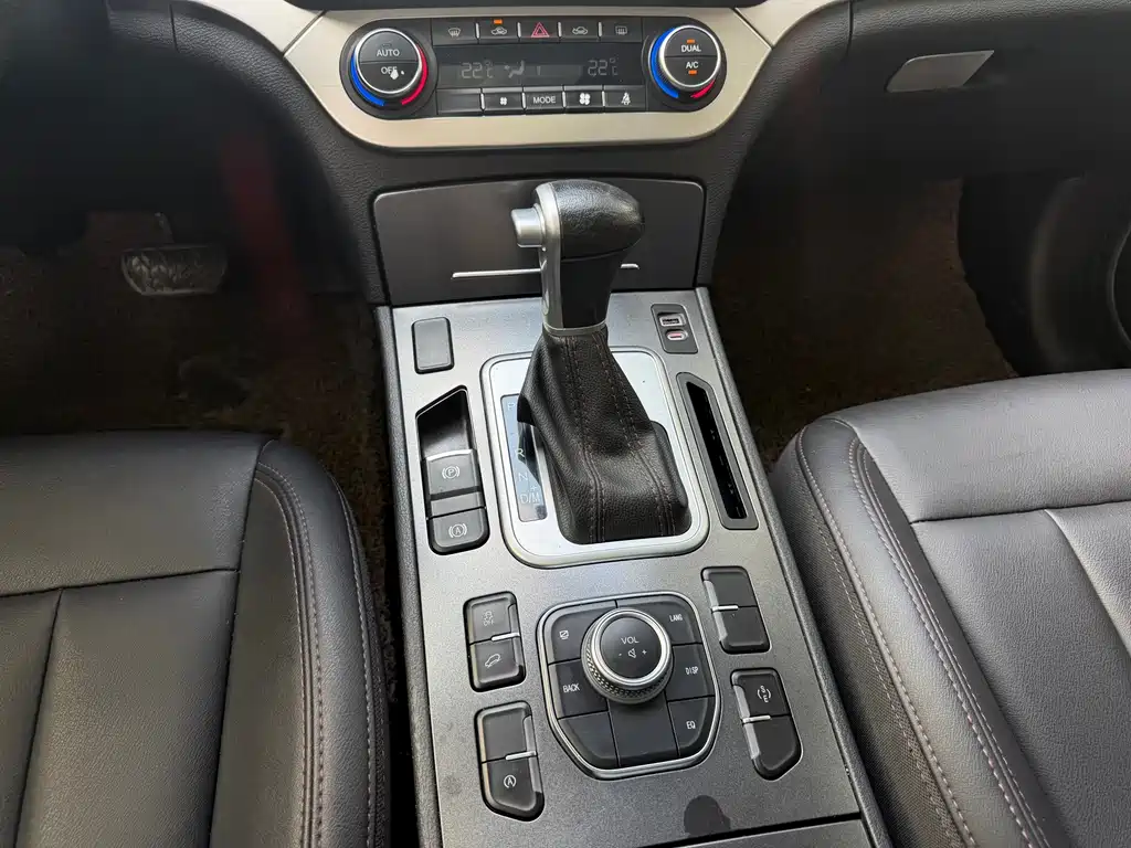 Haval H6 Coupe — фото 20