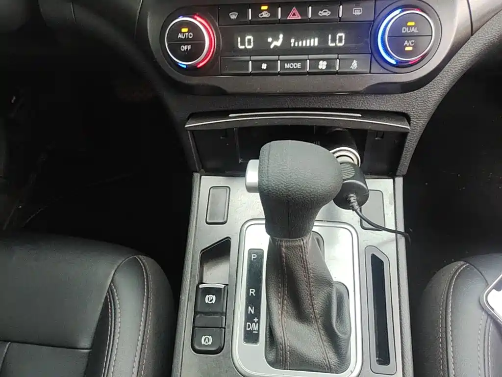 Haval H6 Coupe — фото 9